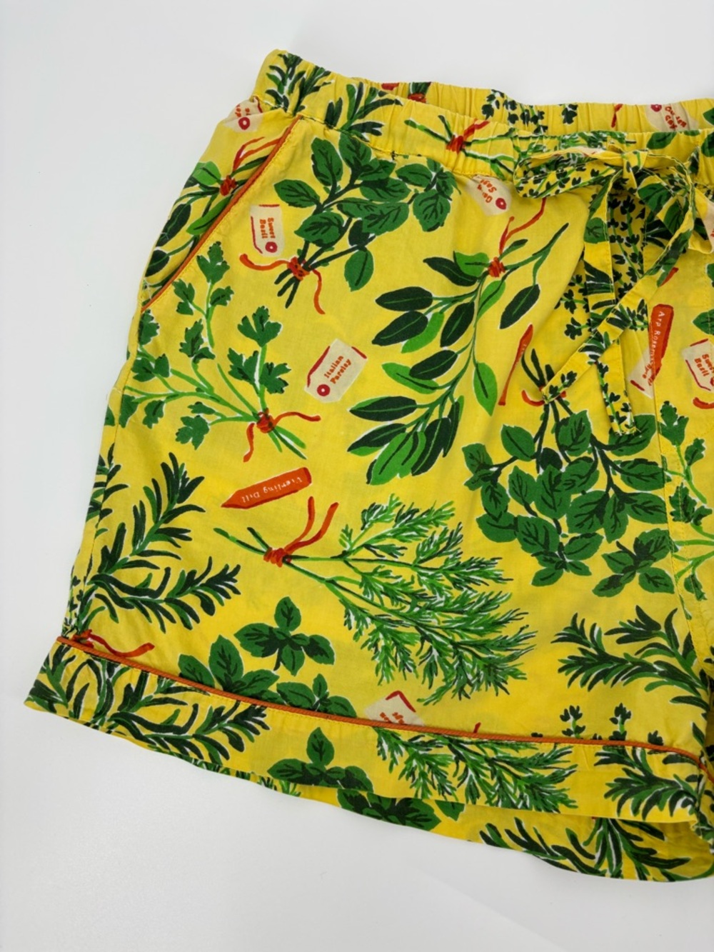 Print Fresh Short Pajama Set in Citrine Herb Garden - Picture 8 of 14